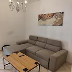 Apartment Urban Mountain House *