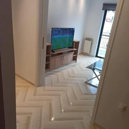 Urban Mountain House Apartman