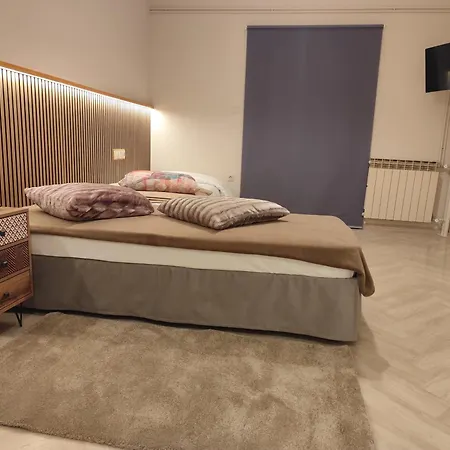 Urban Mountain House * Karpenisi